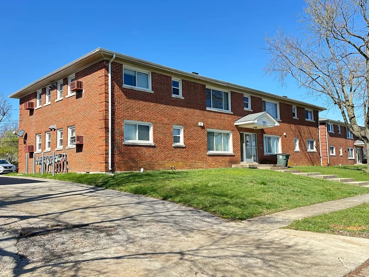 Lexington apartments for rent - Property image - 1851 Dalton Court - 1