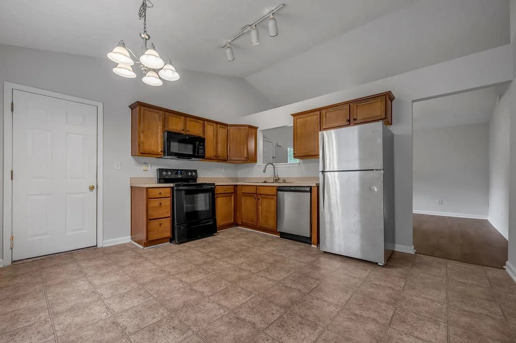 Lexington apartments for rent - Property image - 660 Morgan Hills Drive - 3