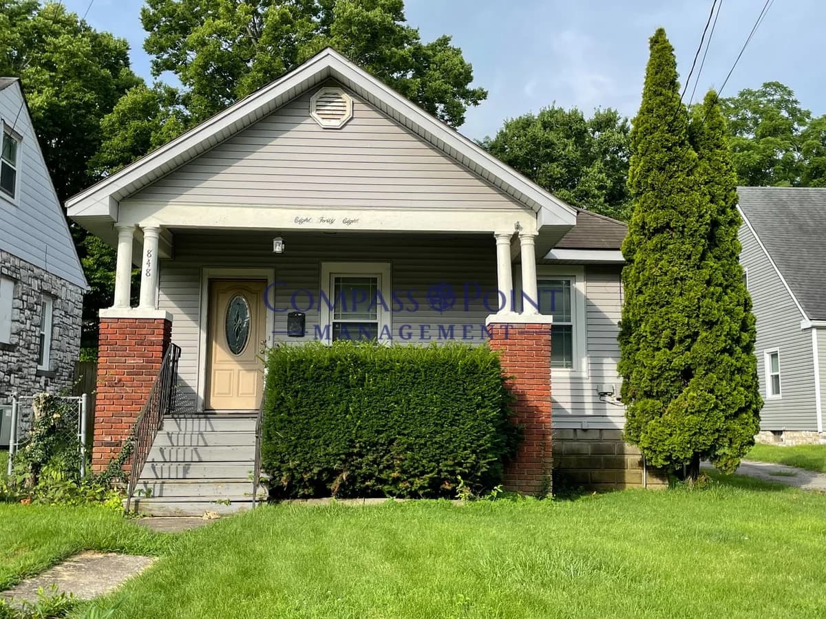 Lexington apartments for rent - Property image - 848 Bryan Ave - 1