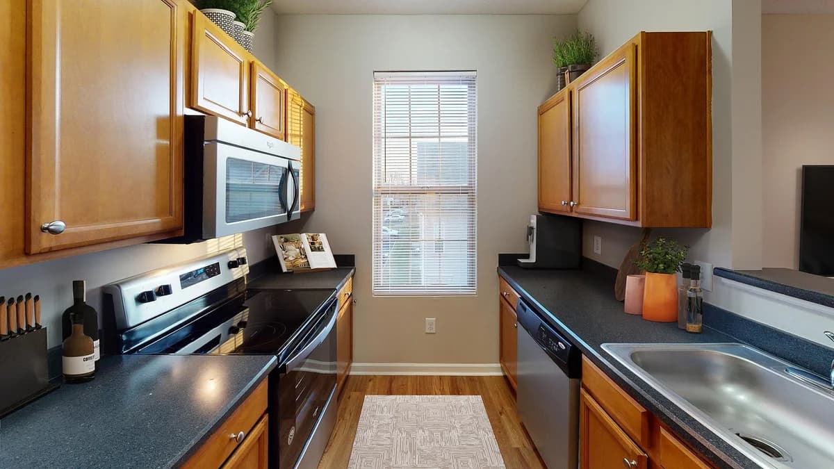Riverford Crossing Apartments - Apartment - 14
