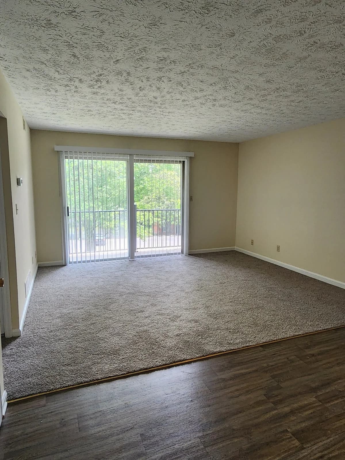 Huntley Ridge East - Apartment - 50
