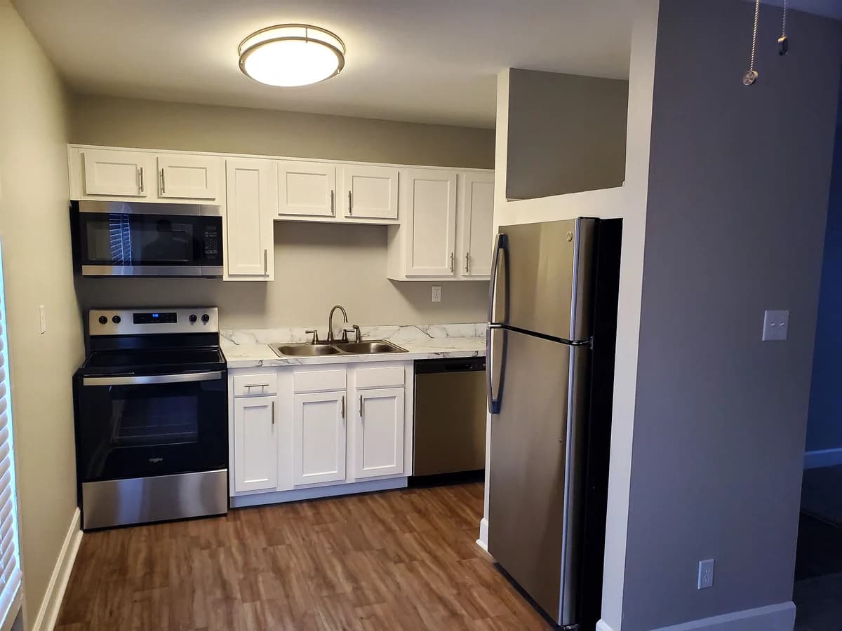 Huntley Ridge East - Apartment - 18