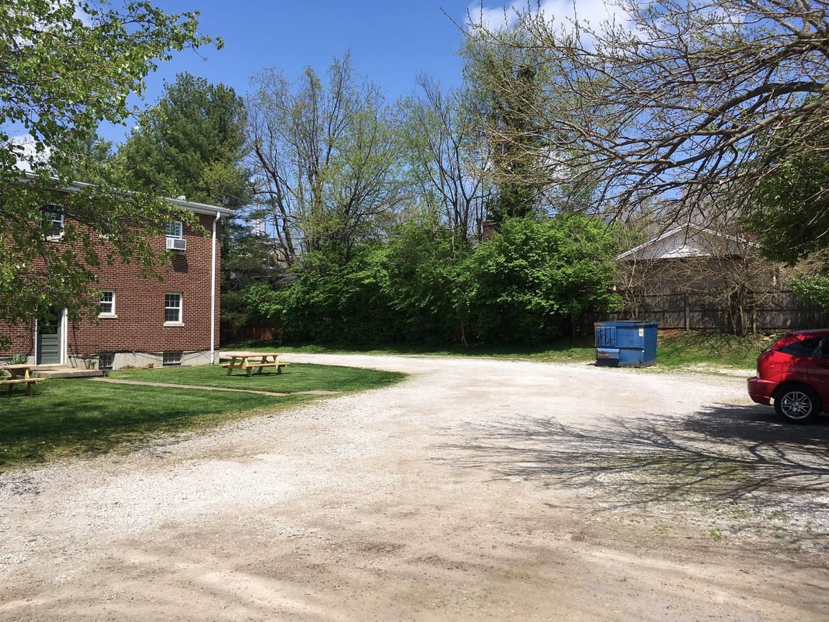 Lexington apartments for rent - image - large (15).jpg