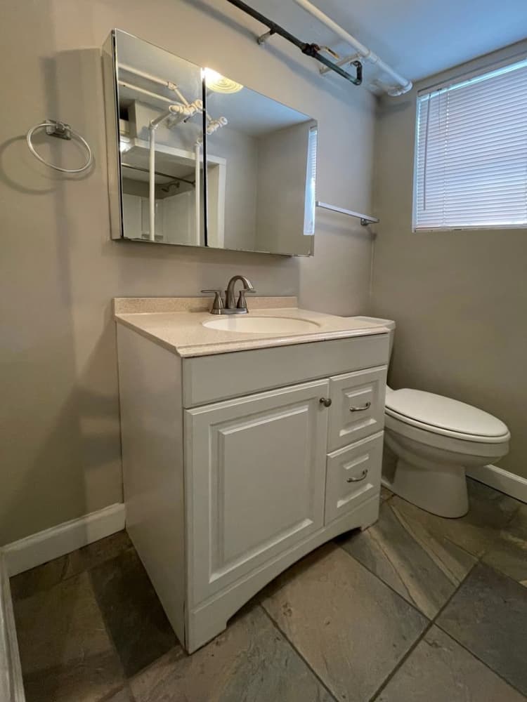 Lexington apartments for rent - image - large (9).jpg