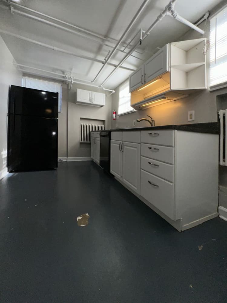 Lexington apartments for rent - image - large (4).jpg