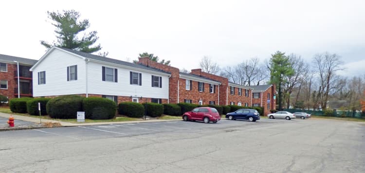 Lexington apartments for rent - image - large.jpg