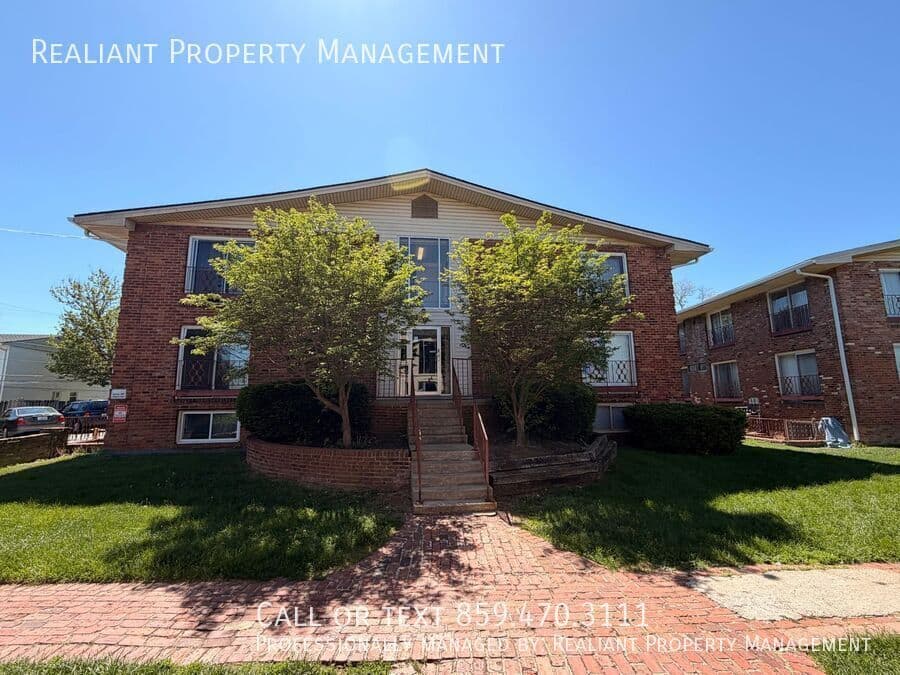Lexington apartments for rent - Property image - 1708 Jennifer Road - 1