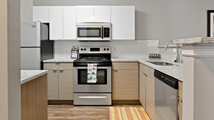 Lexington apartments for rent - image - Patchen Oaks Apartments - Updated Kitchens with Stainless Steel Appliances