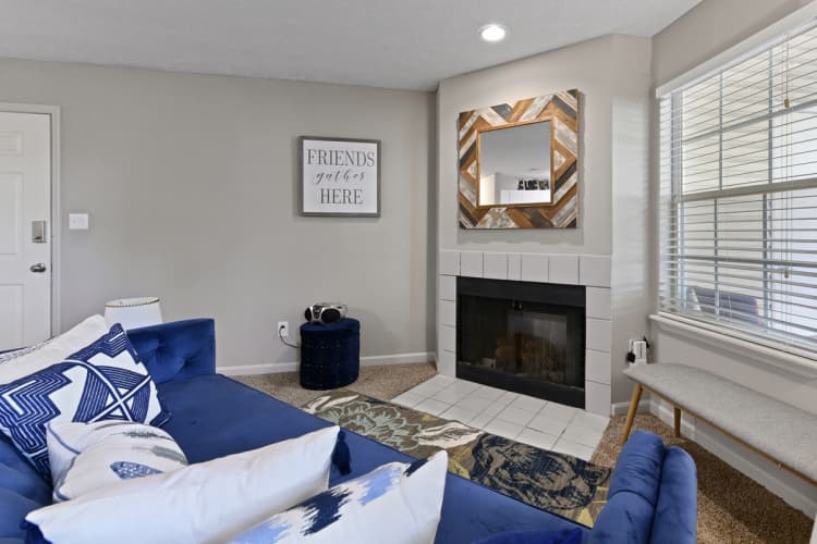 Lexington apartments for rent - image - Patchen Oaks Apartments - Fireplaces