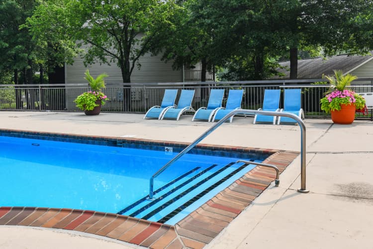 Lexington apartments for rent - image - Patchen Oaks Apartments - Sparkling Pool with Sundeck