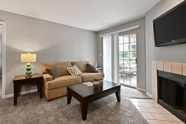 Lexington apartments for rent - image - Patchen Oaks Apartments - Fireplaces