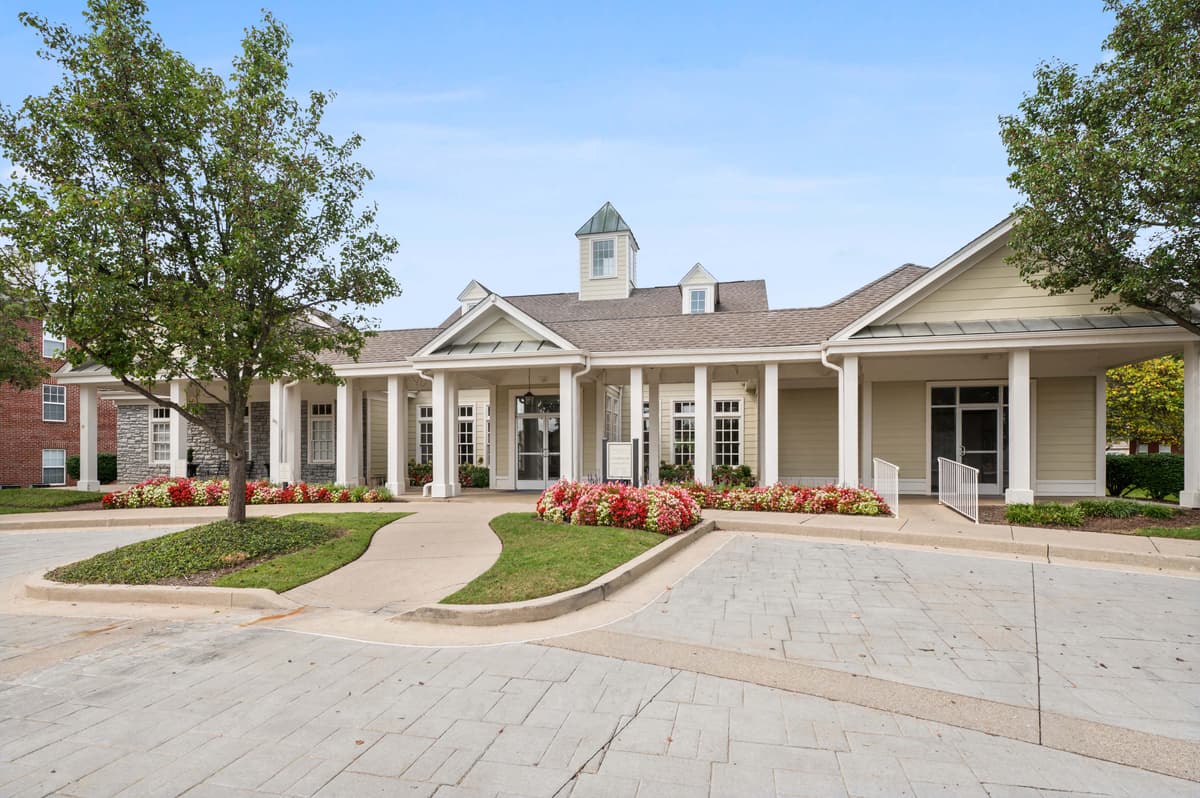 Lexington apartments for rent - image - 15808254