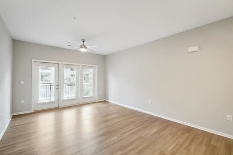 Lexington apartments for rent - image - imgi_12_750_Ward_Dr_20231003_054_aar4pc_iyfpct.webp