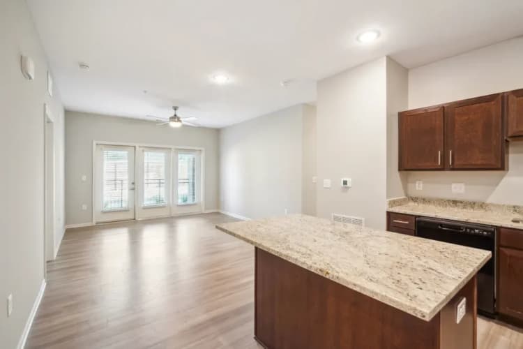 Lexington apartments for rent - image - imgi_5_750_Ward_Dr_20231003_032_iellc9_bitfdc.webp