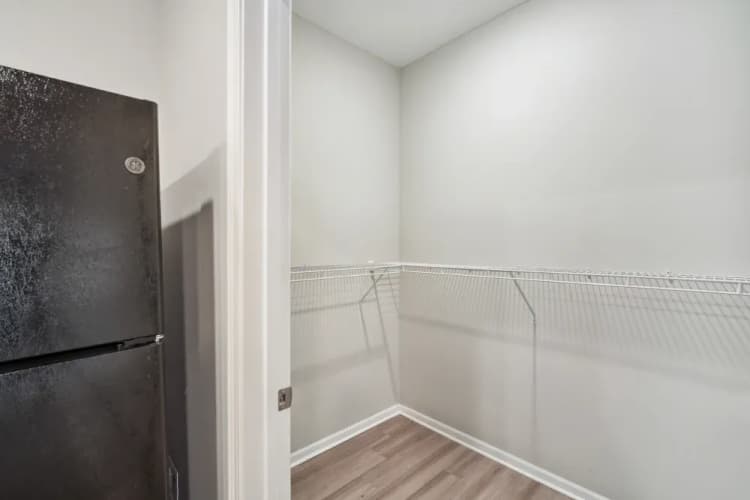 Lexington apartments for rent - image - imgi_24_750_Ward_Dr_20231003_056_kgmv1l_wr6edd.webp