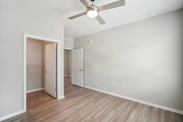 Lexington apartments for rent - image - imgi_17_750_Ward_Dr_20231003_062_dykats_qtx62m.webp