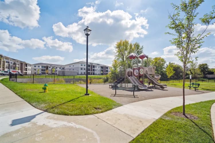 Lexington apartments for rent - image - imgi_31_750_Ward_Dr_20231003_025_t9pch9_kfdyxe.webp