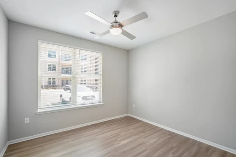 Lexington apartments for rent - image - imgi_13_750_Ward_Dr_20231003_060_jg2b5c_bdsexp.webp