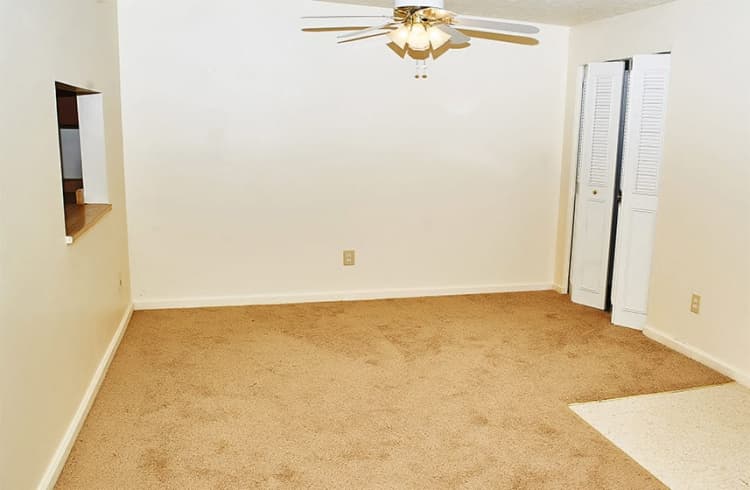 Lexington apartments for rent - image - dining room_web.jpg