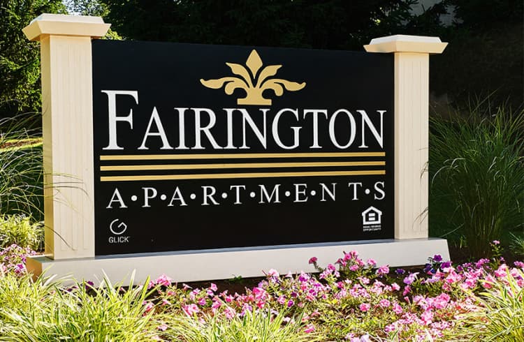 Lexington apartments for rent - image - entrance_web.jpg