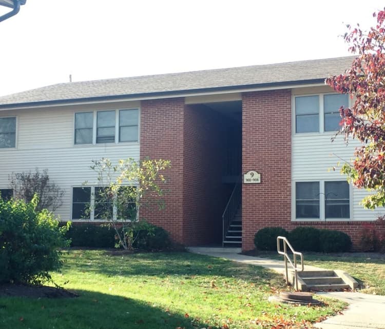 Lexington apartments for rent - image - walnut-hill-apartments-lexington-ky-building-photo (9).jpg