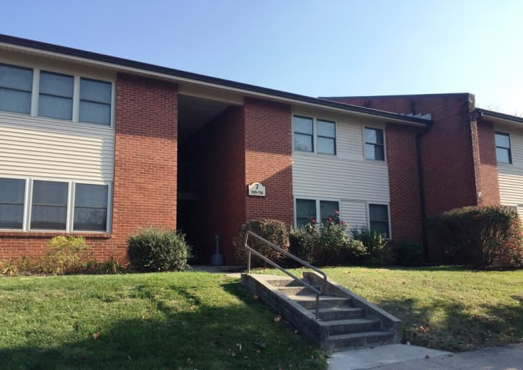 Lexington apartments for rent - image - walnut-hill-apartments-lexington-ky-building-photo (7).jpg