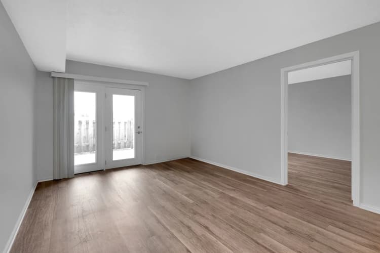 Lexington apartments for rent - image - ada-living-room-1bedroom-1bathroom-briarwood-apartments-lexington.webp