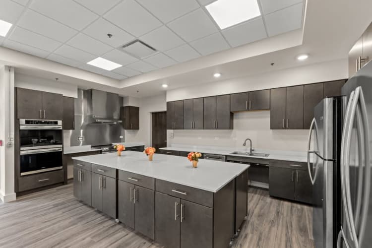 Lexington apartments for rent - image - Christian-Towers-3.jpg