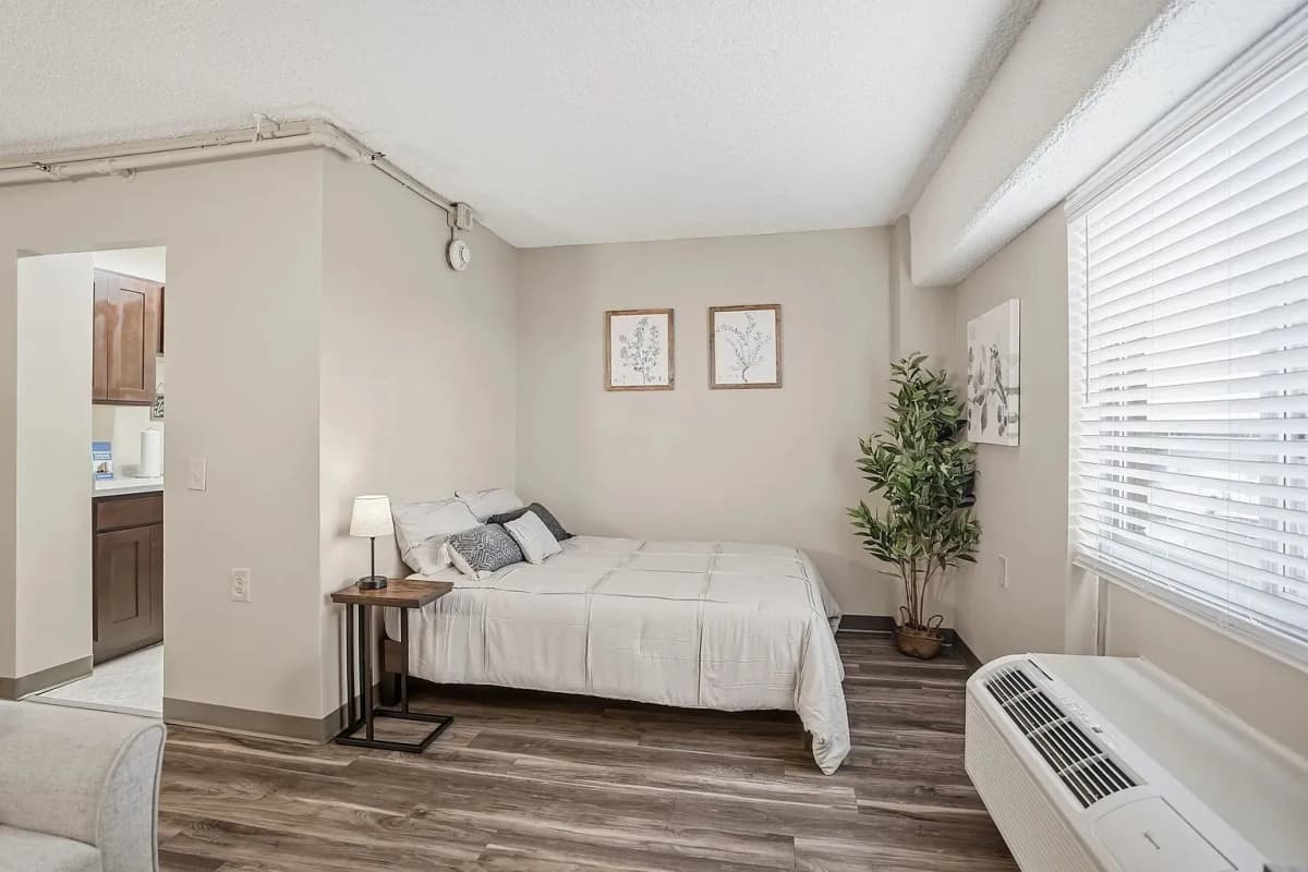 Lexington apartments for rent - image - 4e5eb01b0000b1424f3f09d41a1779d1c-f1221618764rd-w2048_h1536.webp