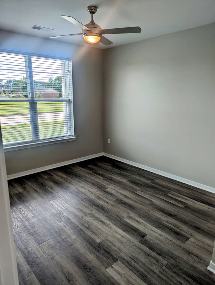 Lexington apartments for rent - image - imgi_29_bedroom+in+one+bedroom.webp