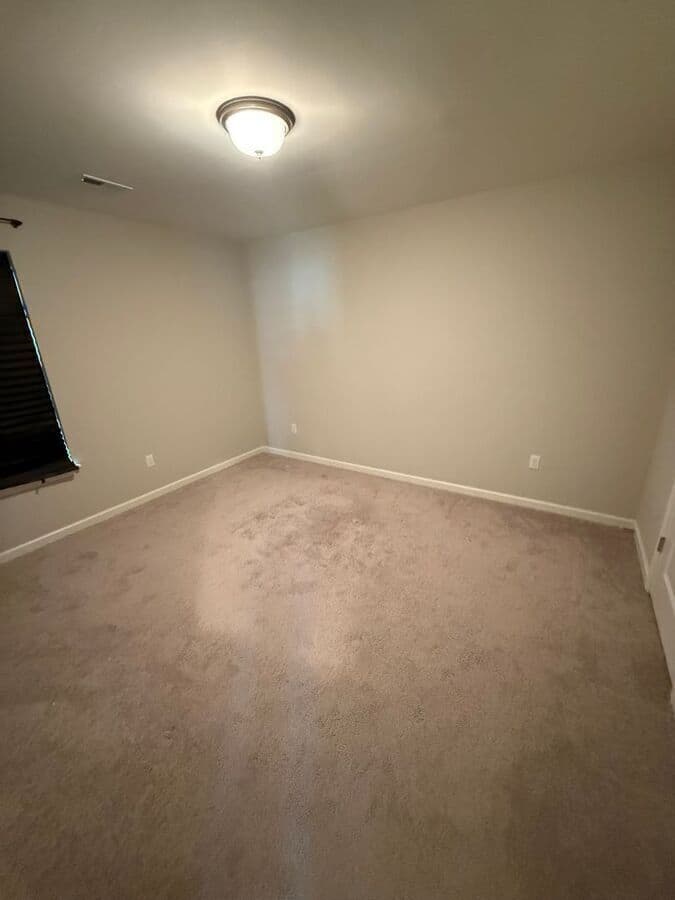 Lexington apartments for rent - Property image - 1137 Marlena Lane - 3