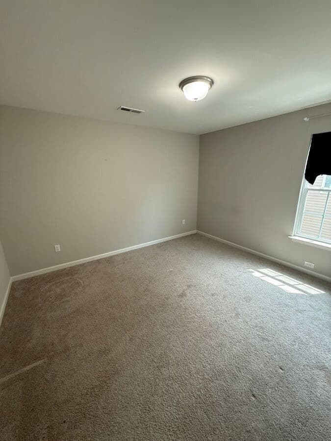 Lexington apartments for rent - Property image - 1137 Marlena Lane - 2