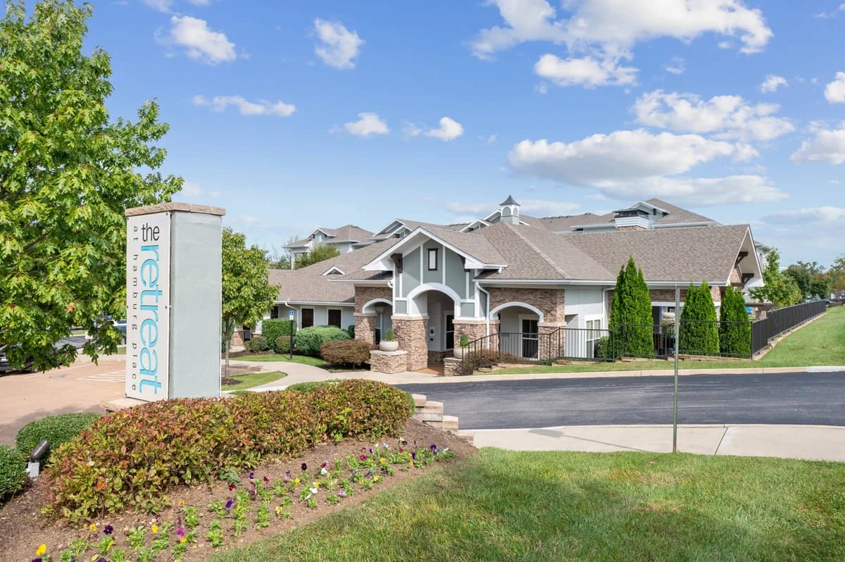 Lexington apartments for rent - Property image - The Retreat at Hamburg Place Apartments - 3