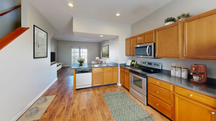 Lexington apartments for rent - image - Spacious Townhome Layout