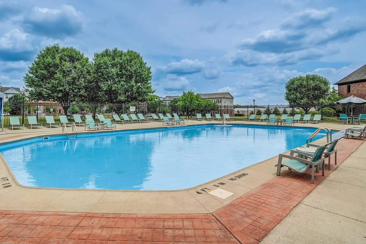 Lexington apartments for rent - image - Swimming Pool