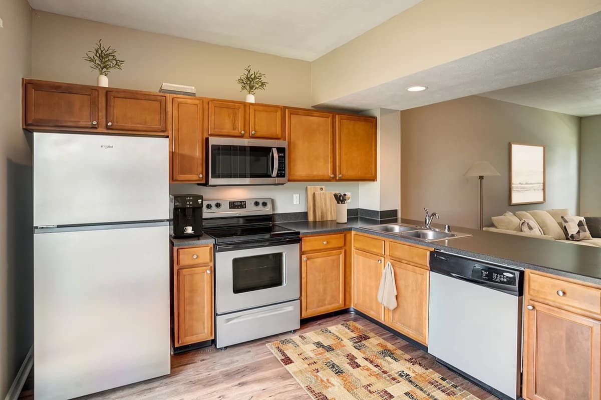 Lexington apartments for rent - image - Kitchen with Stainless Steel Appliances