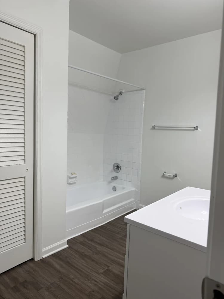 Lexington apartments for rent - image - yardi_image_1789454793245_29_32059265