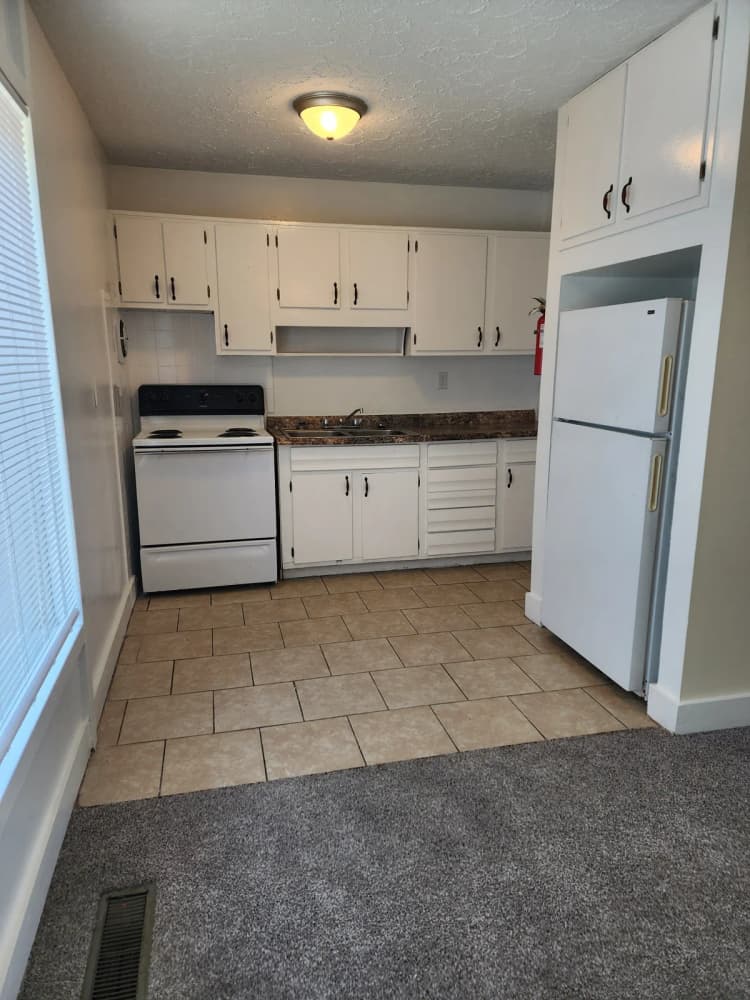 Lexington apartments for rent - image - yardi_image_1789454793245_9_18200285