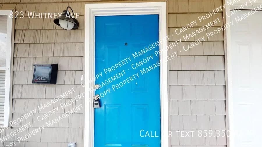 Lexington apartments for rent - Property image - 823 Whitney Ave - 1