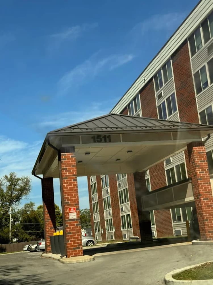Lexington apartments for rent - image - Christian Towers II - Entrance.webp
