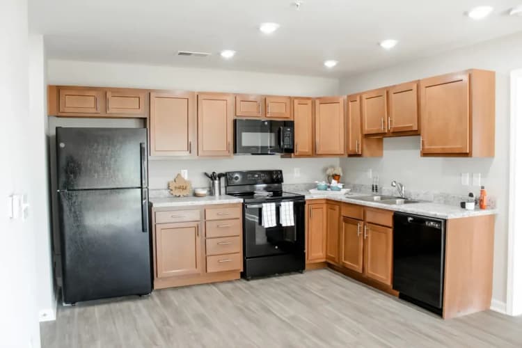 Lexington apartments for rent - image - Oakdale Apartments - Kitchen.webp