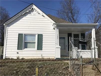 Lexington apartments for rent - Property image - 767 Maple Avenue - 2