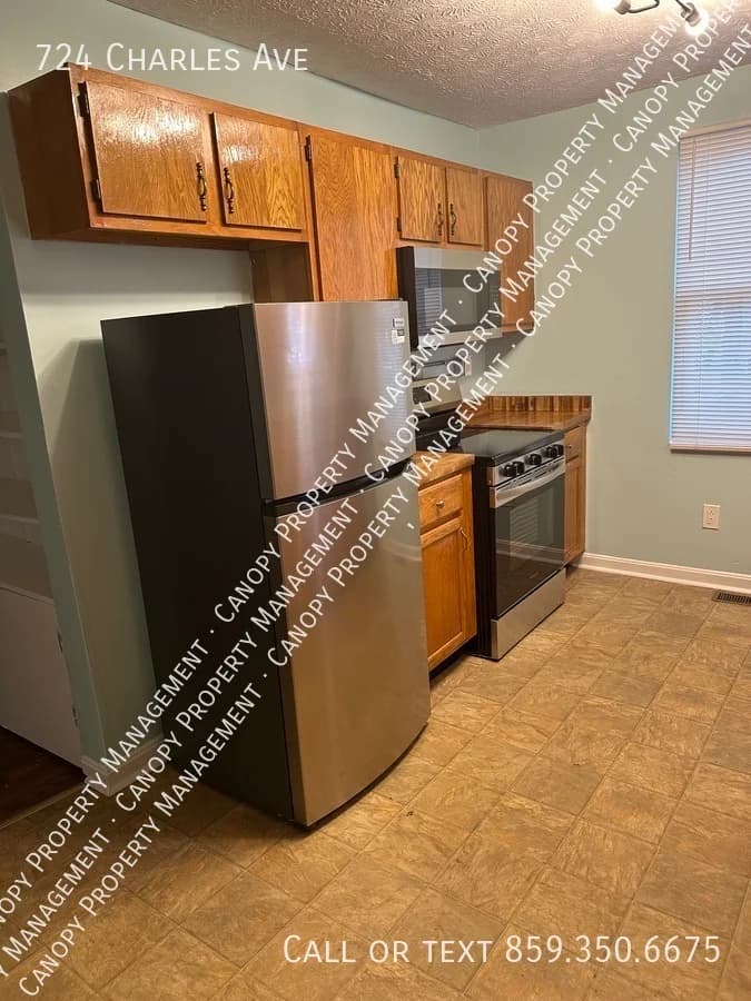 Lexington apartments for rent - Property image - 724 Charles Ave - 2