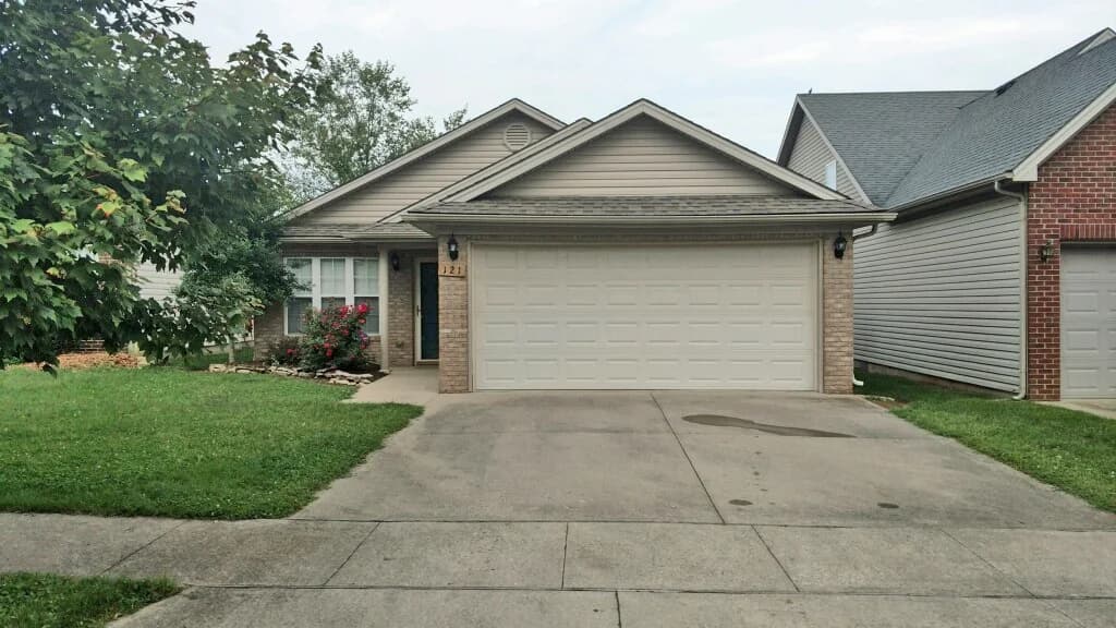 Lexington apartments for rent - Property image - 121 Blue Heron Place - 1