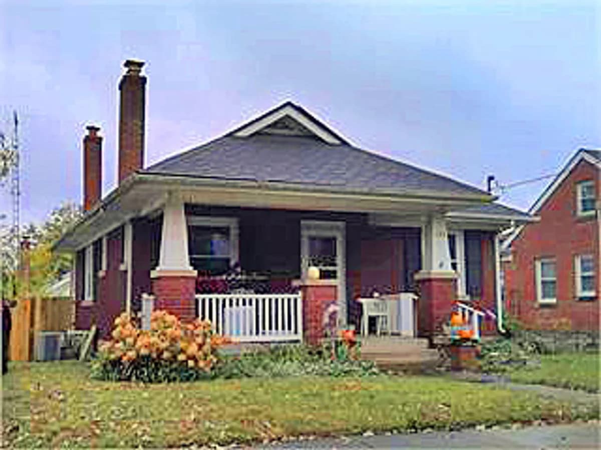 Lexington apartments for rent - Property image - 132 Burnett Ave - 1