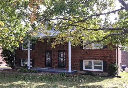 Lexington apartments for rent - Property image - 404 Whispering Hills Drive - 1