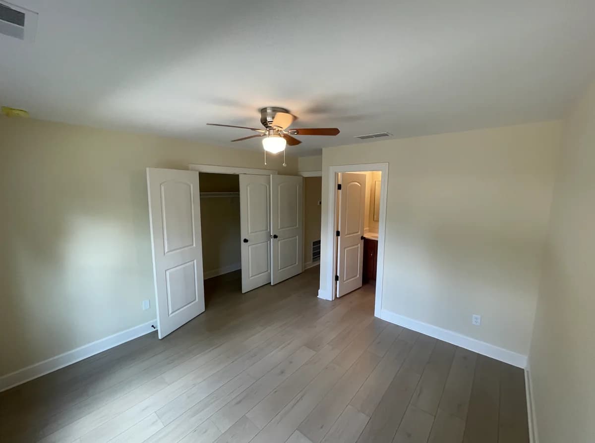 Lexington apartments for rent - Property image - 624 Golfview dr. - 3