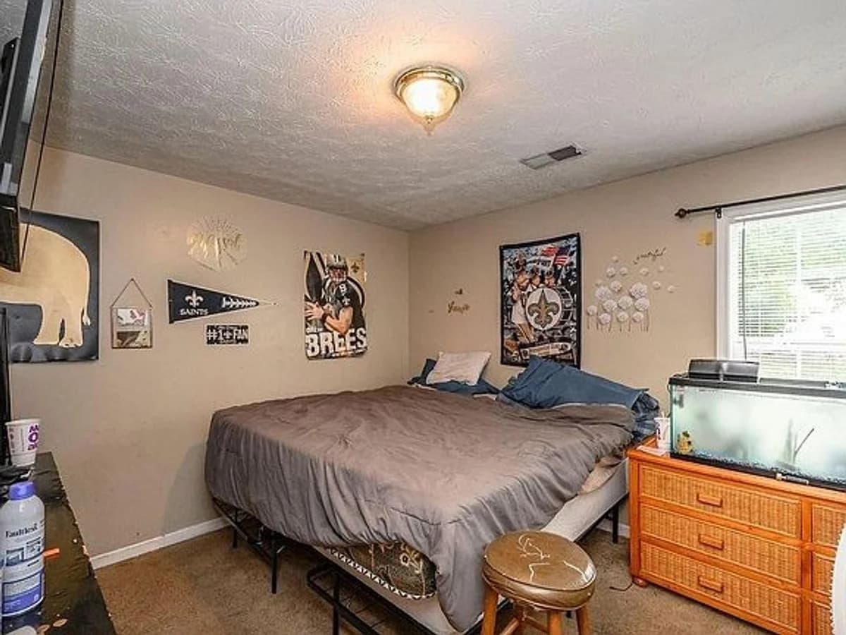 Lexington apartments for rent - Property image - 220 State St - 3