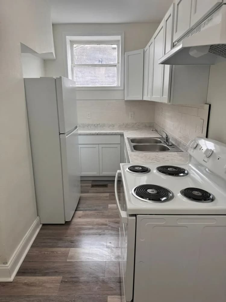 Lexington apartments for rent - image - imgi_31_large.webp