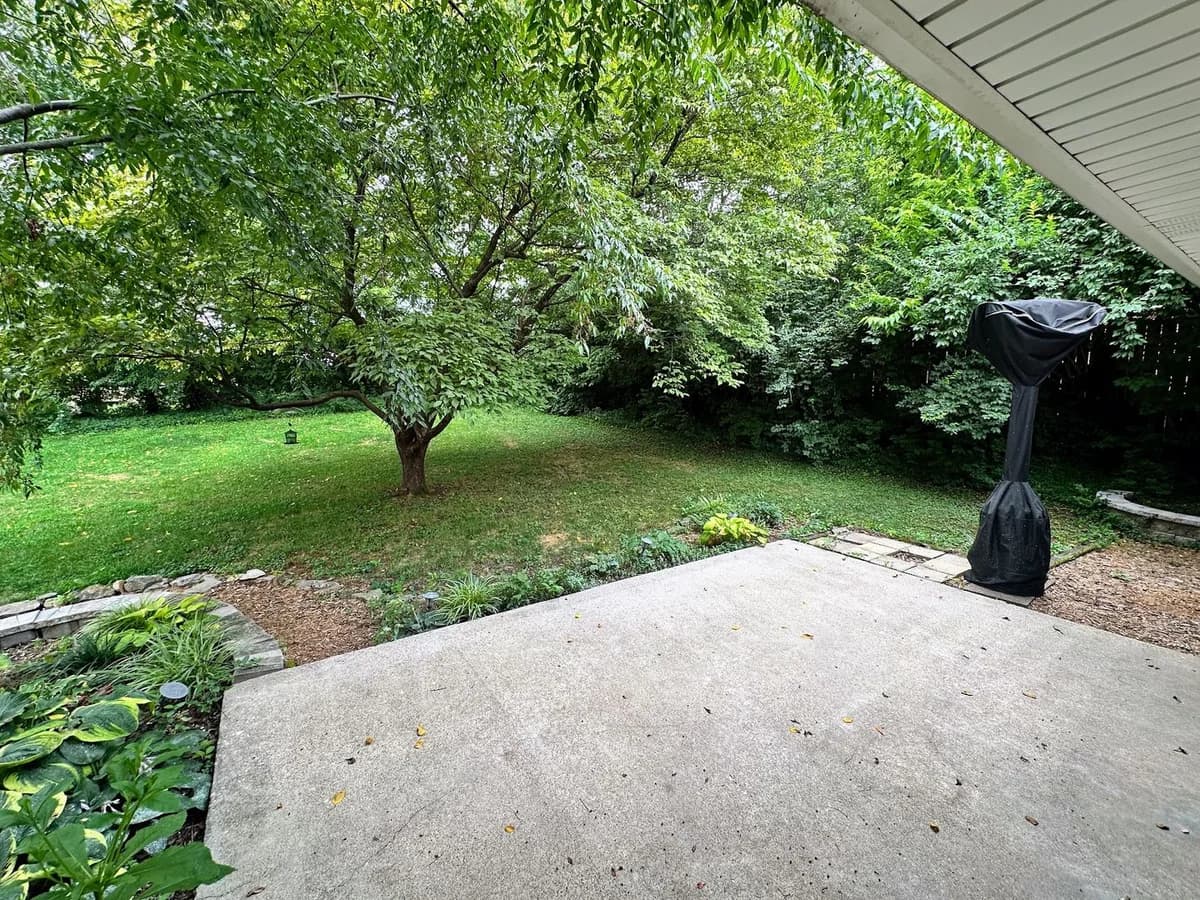 Lexington apartments for rent - Property image - 1187 Devonport Circle - 3